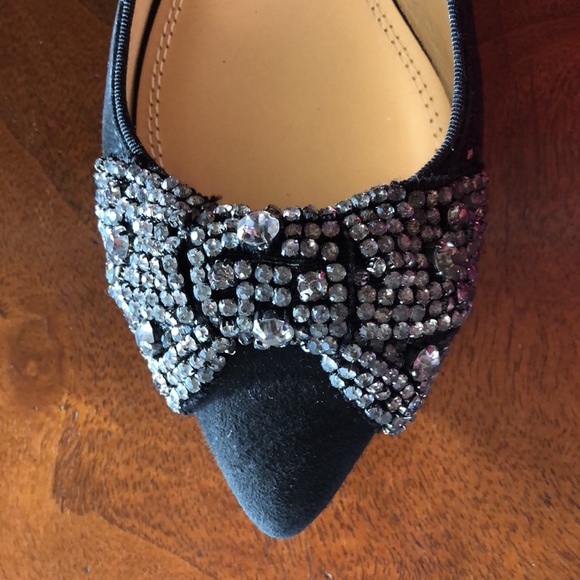 Tory Burch Vanessa Flat Black Suede Size 6 Worn Once! - Picture 2 of 5